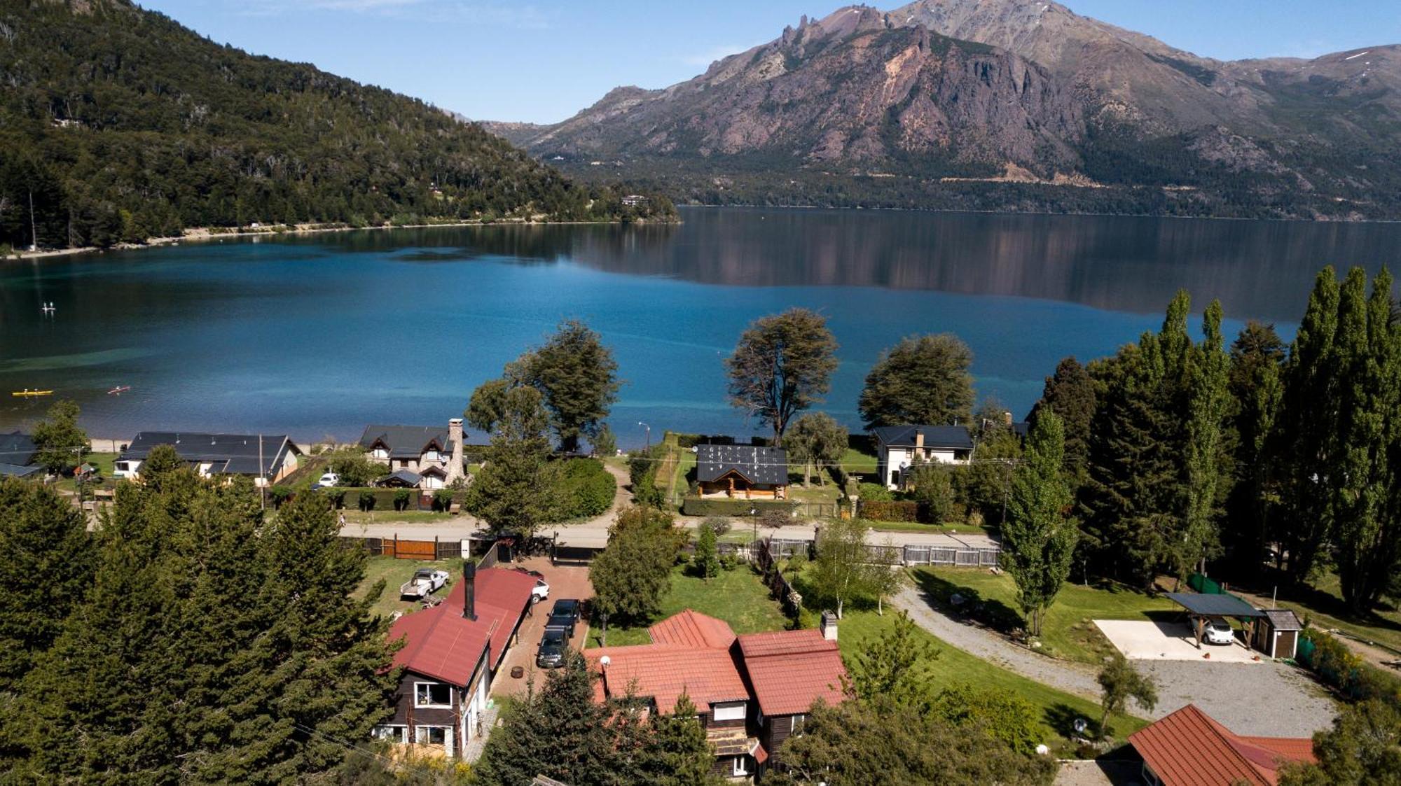 Indomito Hostel San Carlos de Bariloche Exterior foto